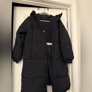 All in Motion Black girl PufferJacket (girls size 14 but I wore as a sm women’s)